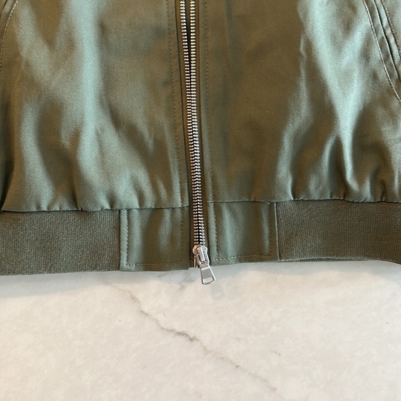 ASOS NWOT green men’s bomber jacket - Picture 2 of 7